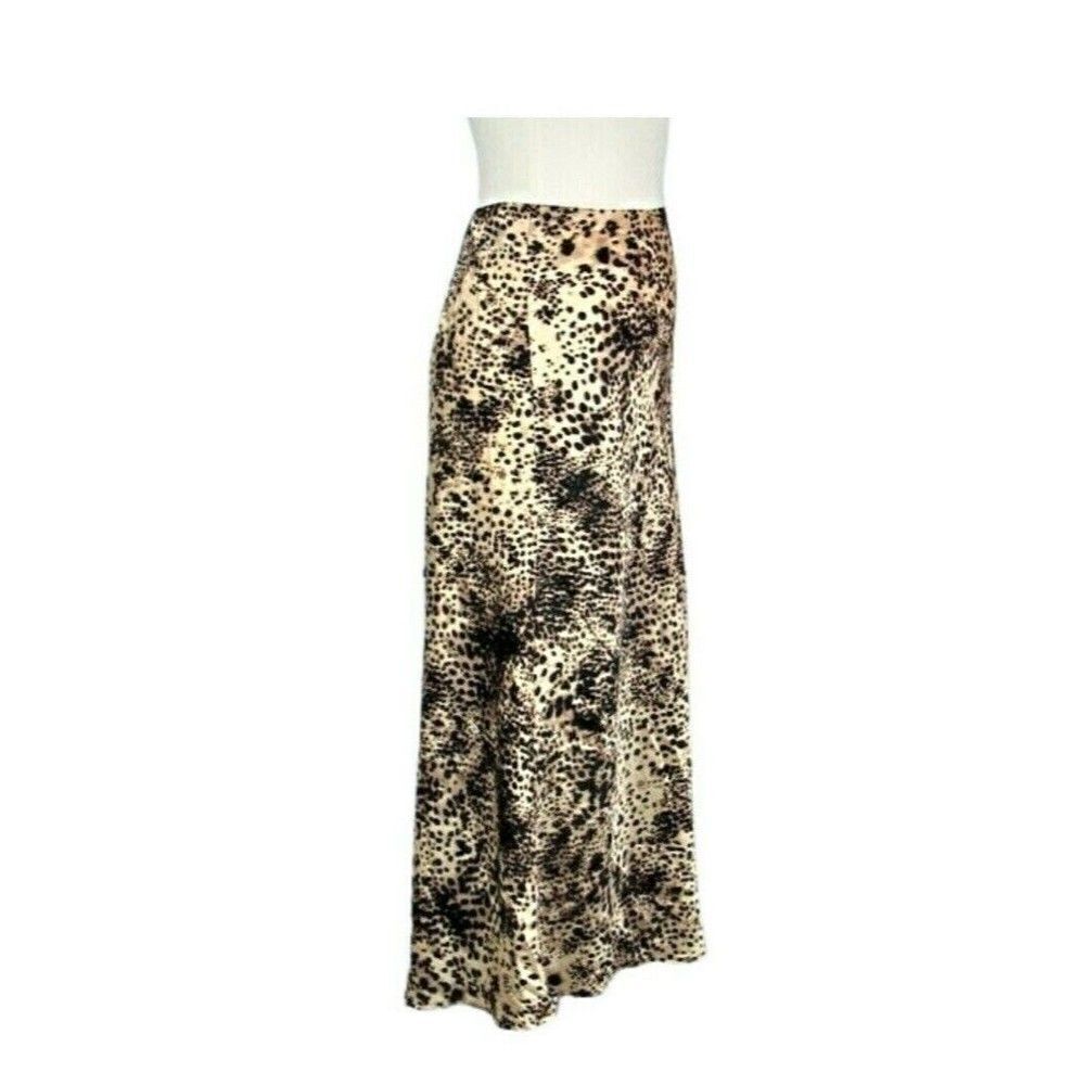 Skirt Flared Animal Print Side Zip Below the Knee Brown Tan Women's Size Medium